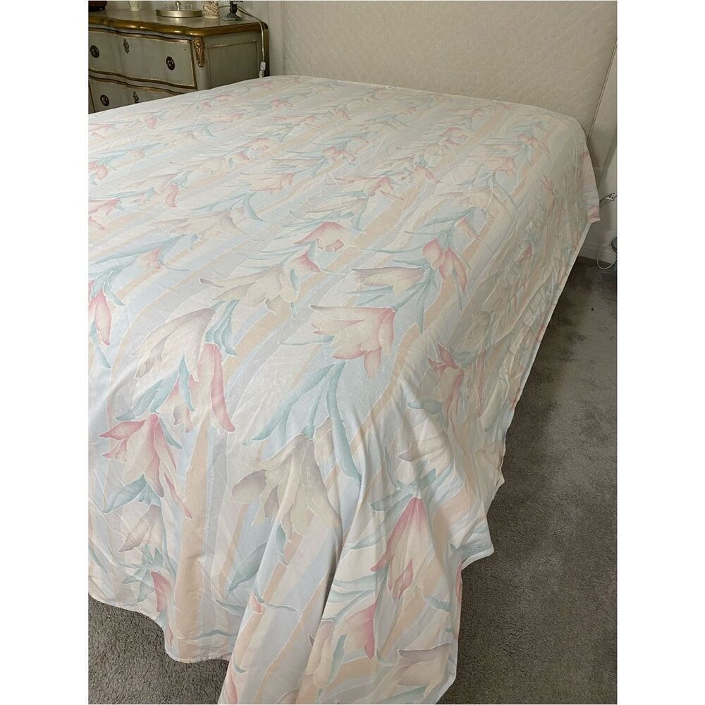 Floral Pastel Vintage Sheet Set - Soft Pink & Mint Tulips - Picture 7 of 7